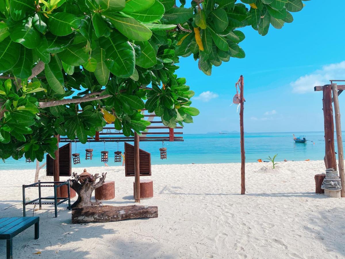 Andaman Beach Resort Lipe Ngoại thất bức ảnh