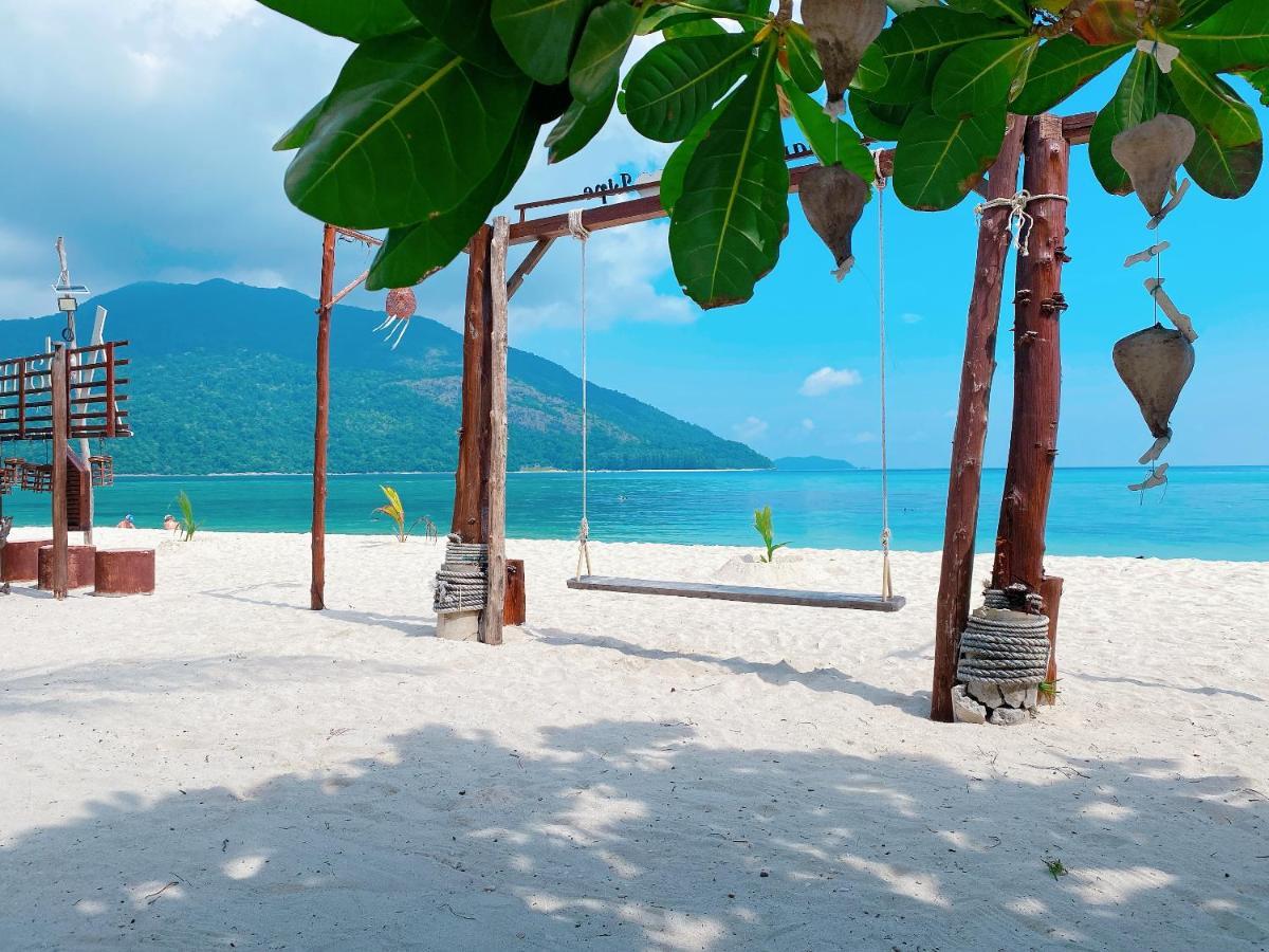 Andaman Beach Resort Lipe Ngoại thất bức ảnh