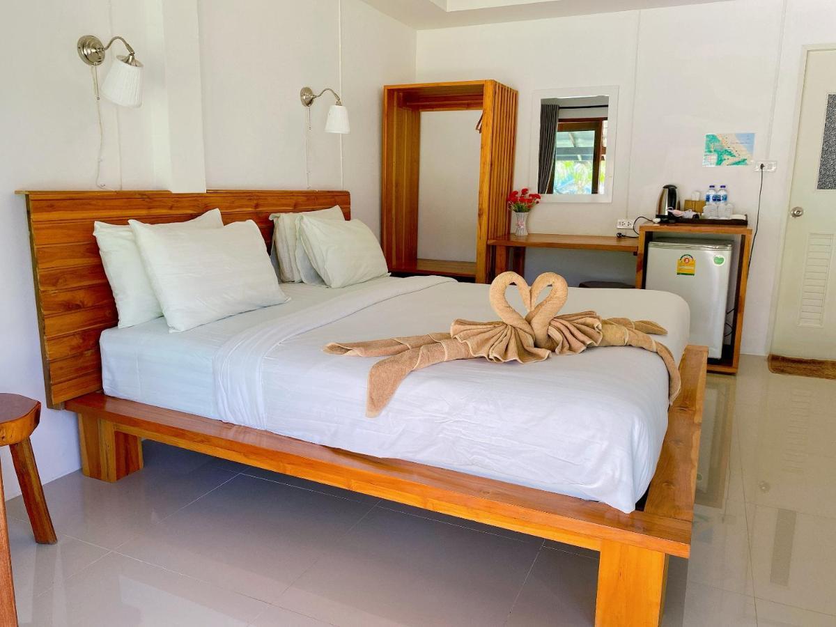 Andaman Beach Resort Lipe Ngoại thất bức ảnh